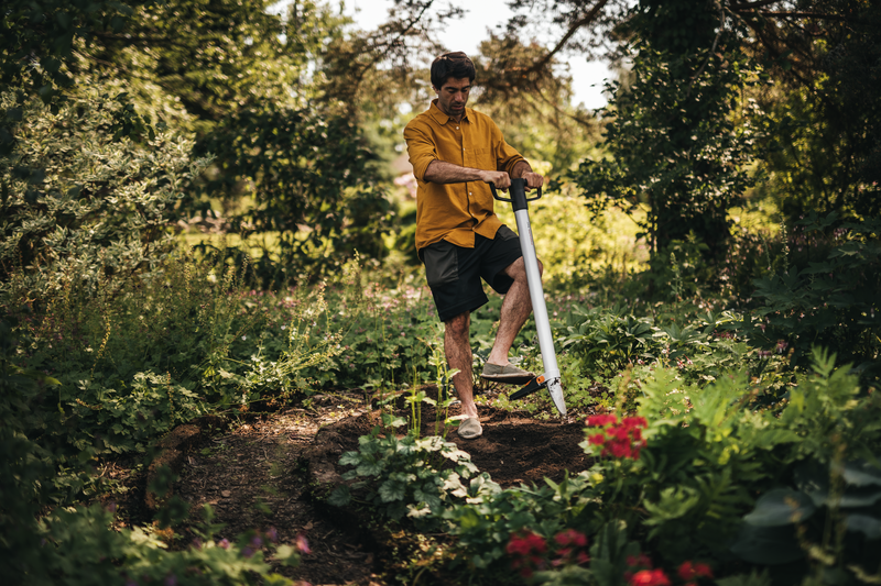 Plantoir à bulbes FISKARS Xact sur pied - Gamm vert