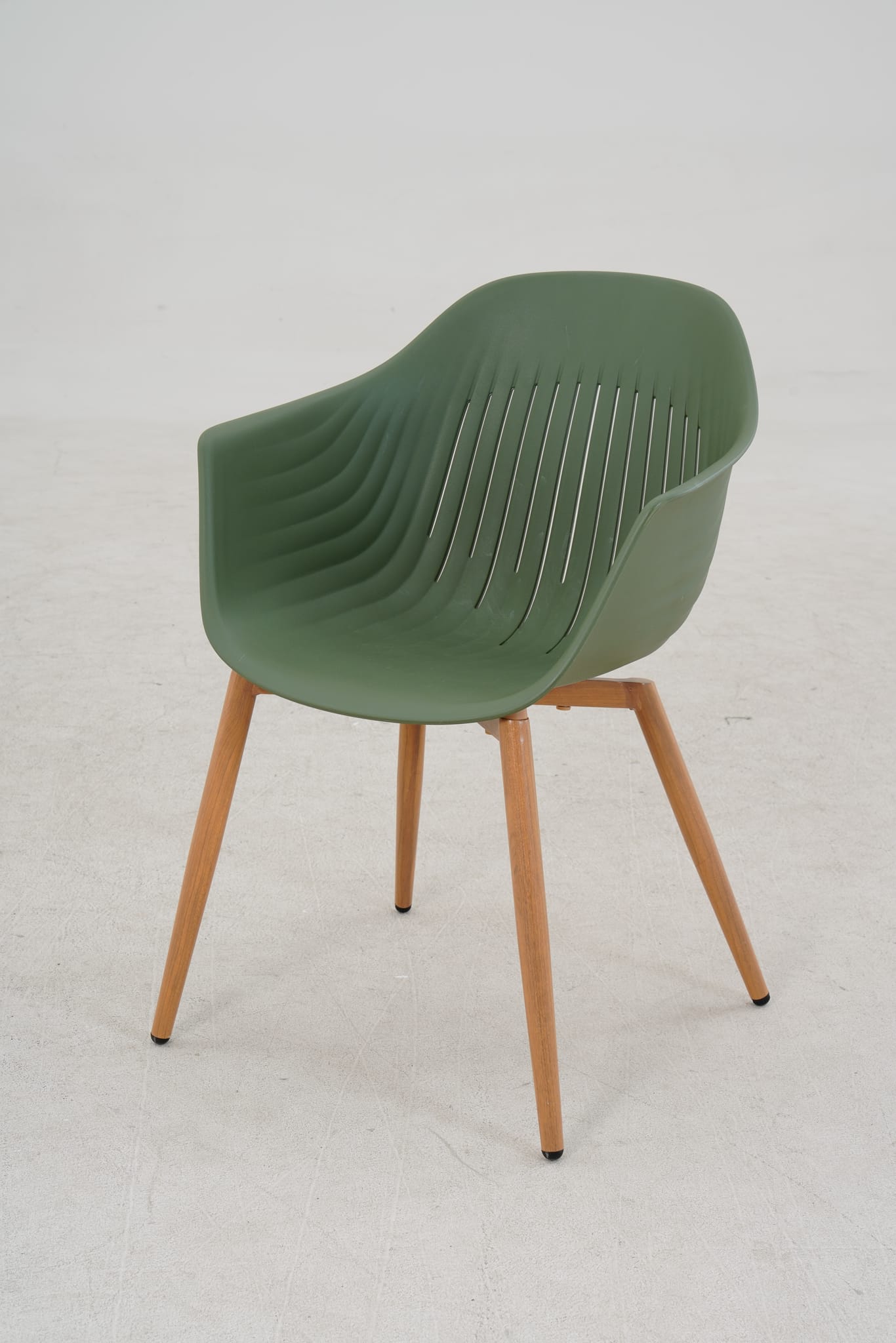 Fauteuil de jardin résine kaki Coque ECLOZ